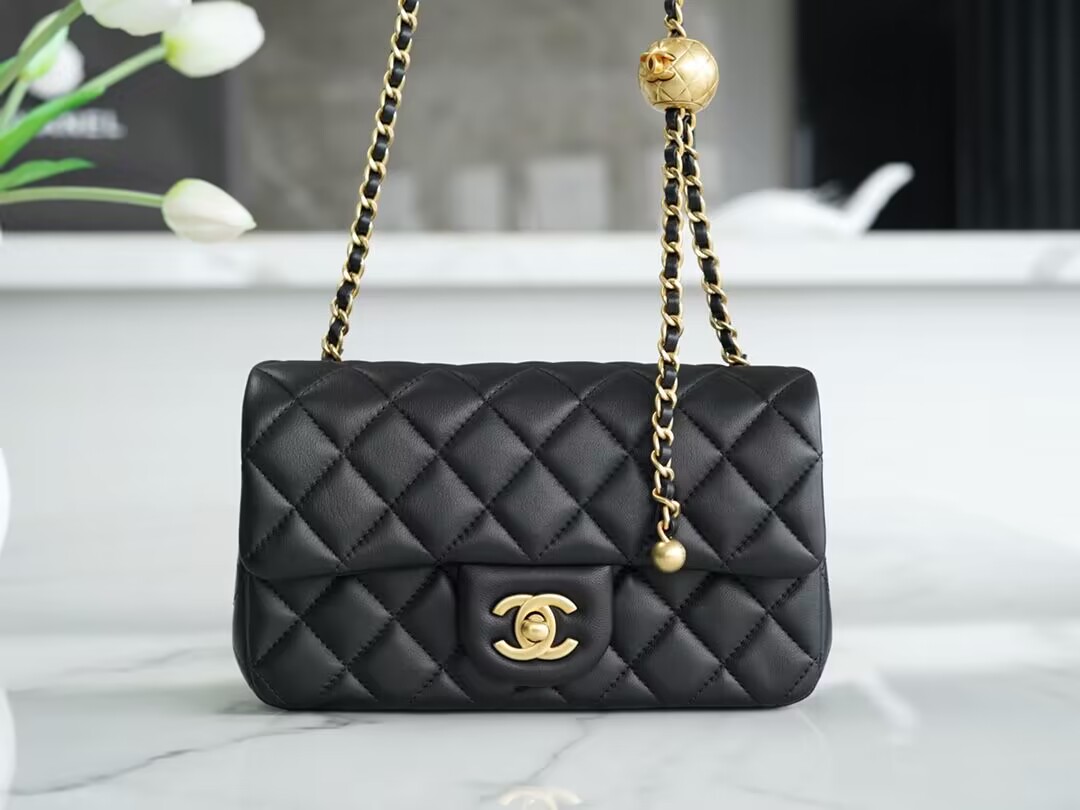Ch**el bag