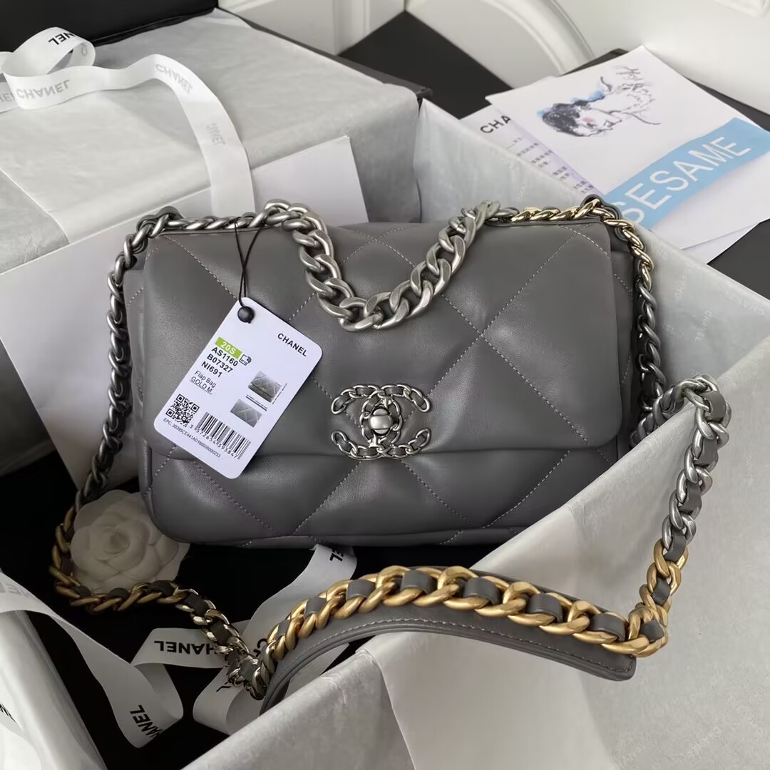 Ch**el bag