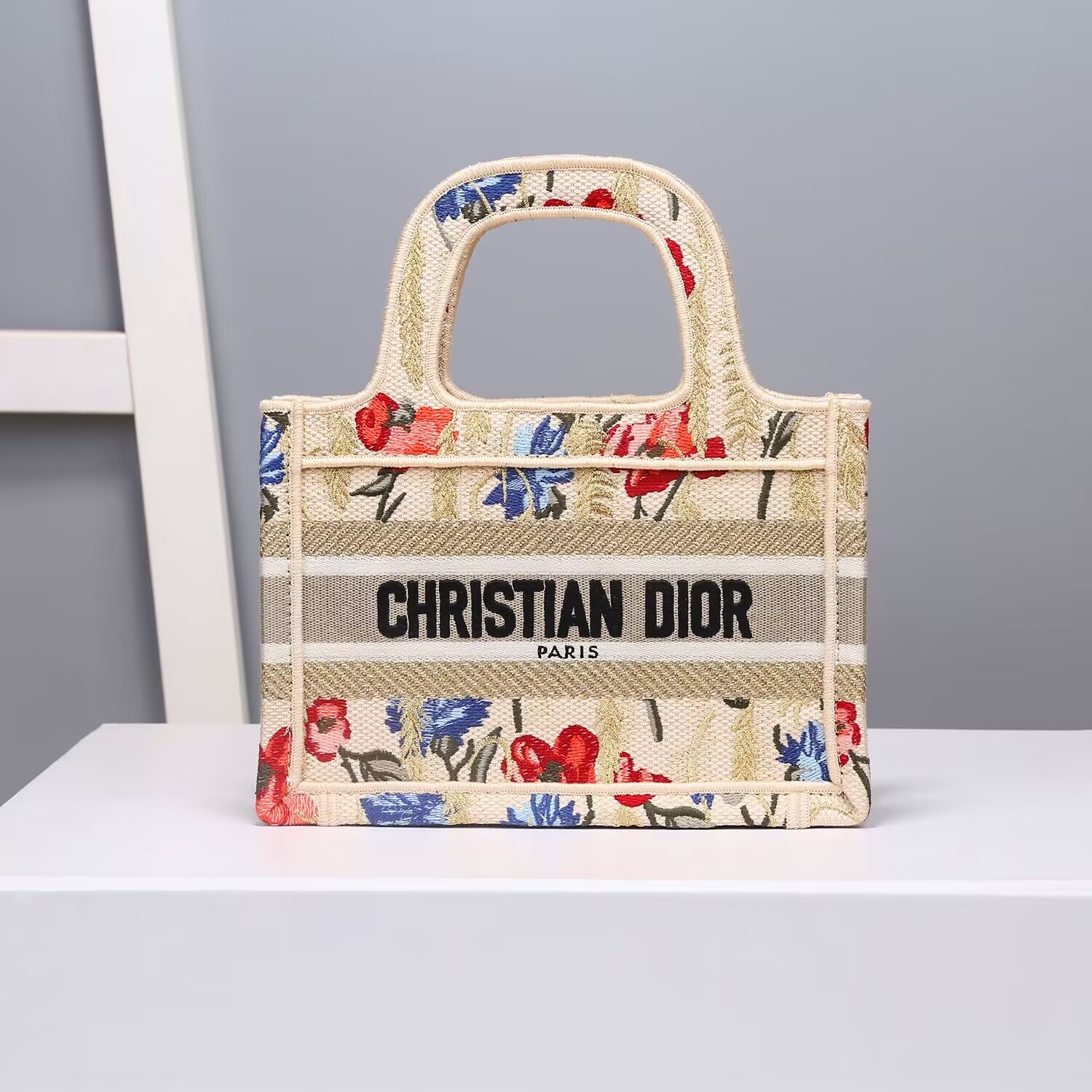 D10r Tote Bag