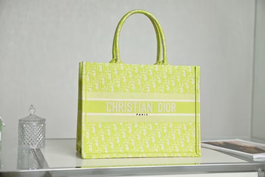 D10r Tote Bag