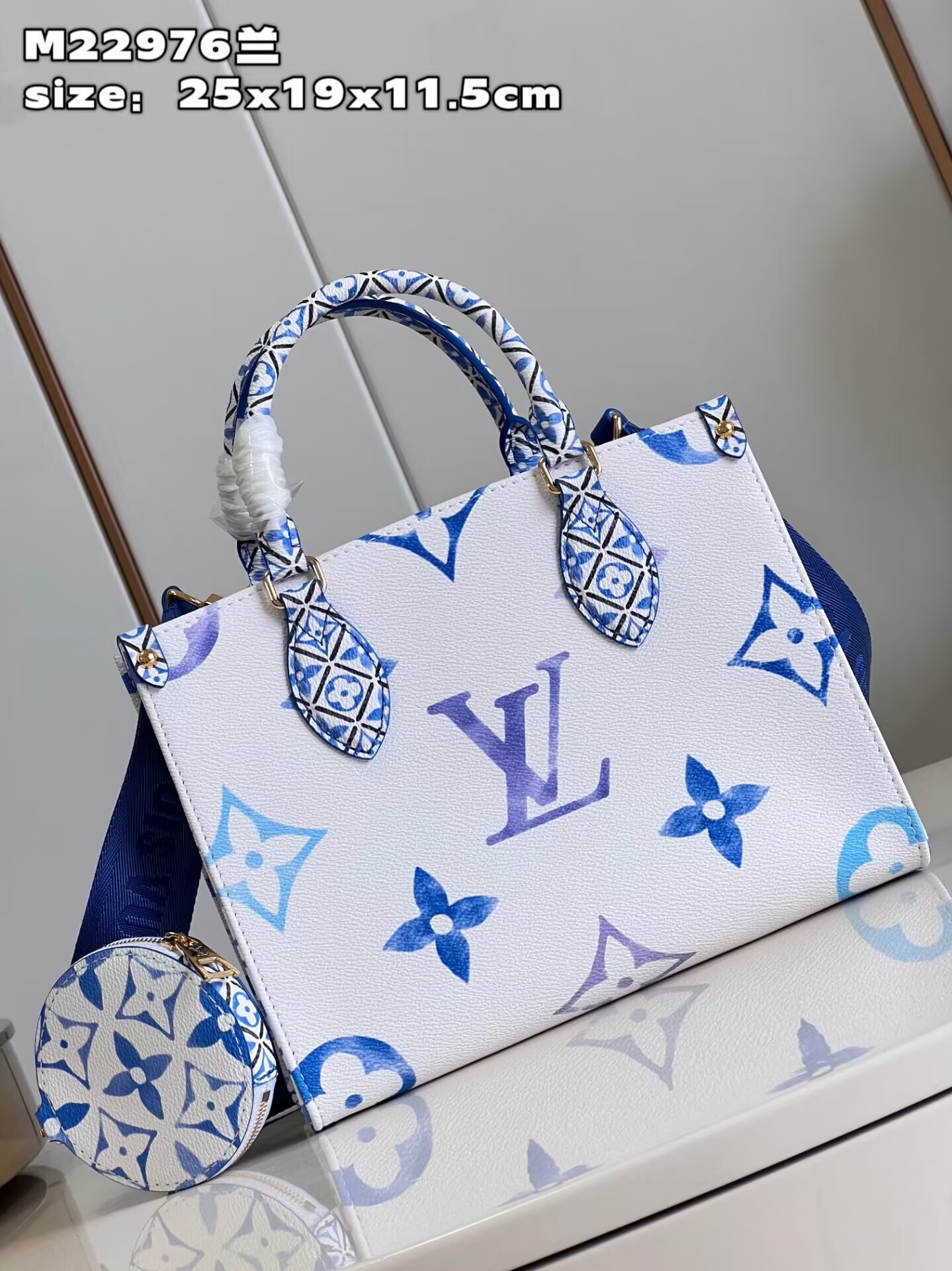 L0vis Vvtt0n Tote Bag