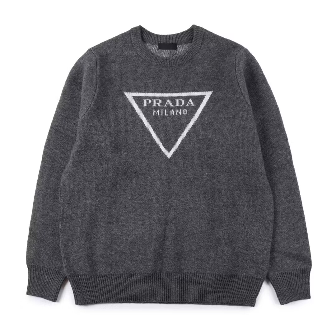 Pra*a Sweater