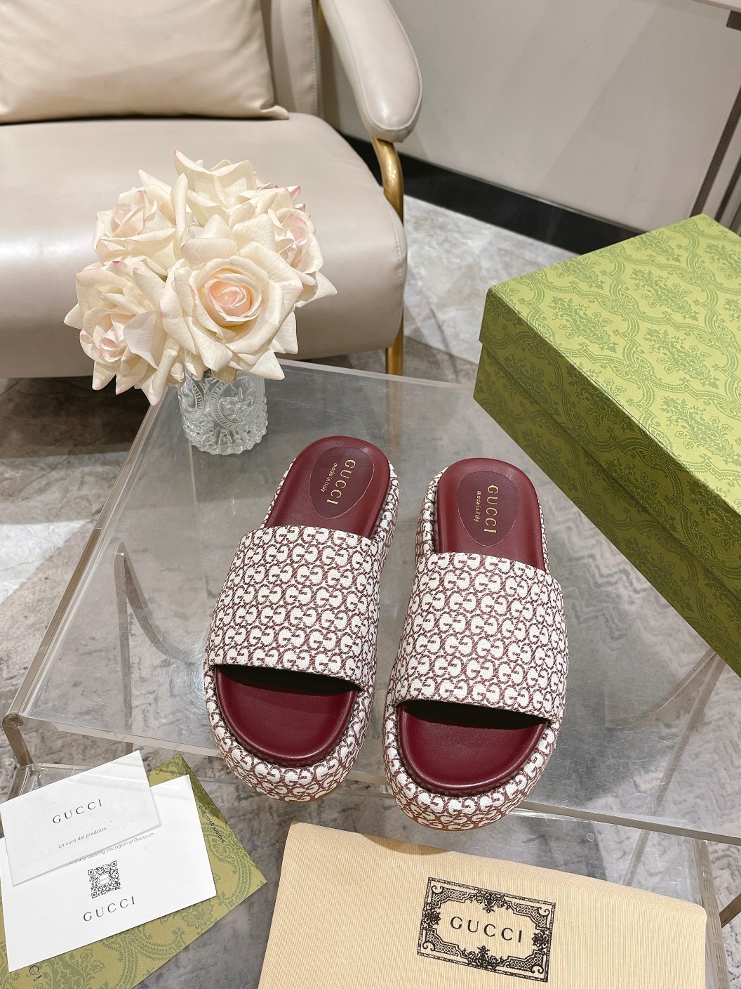Gvc*1 Slide Sandal