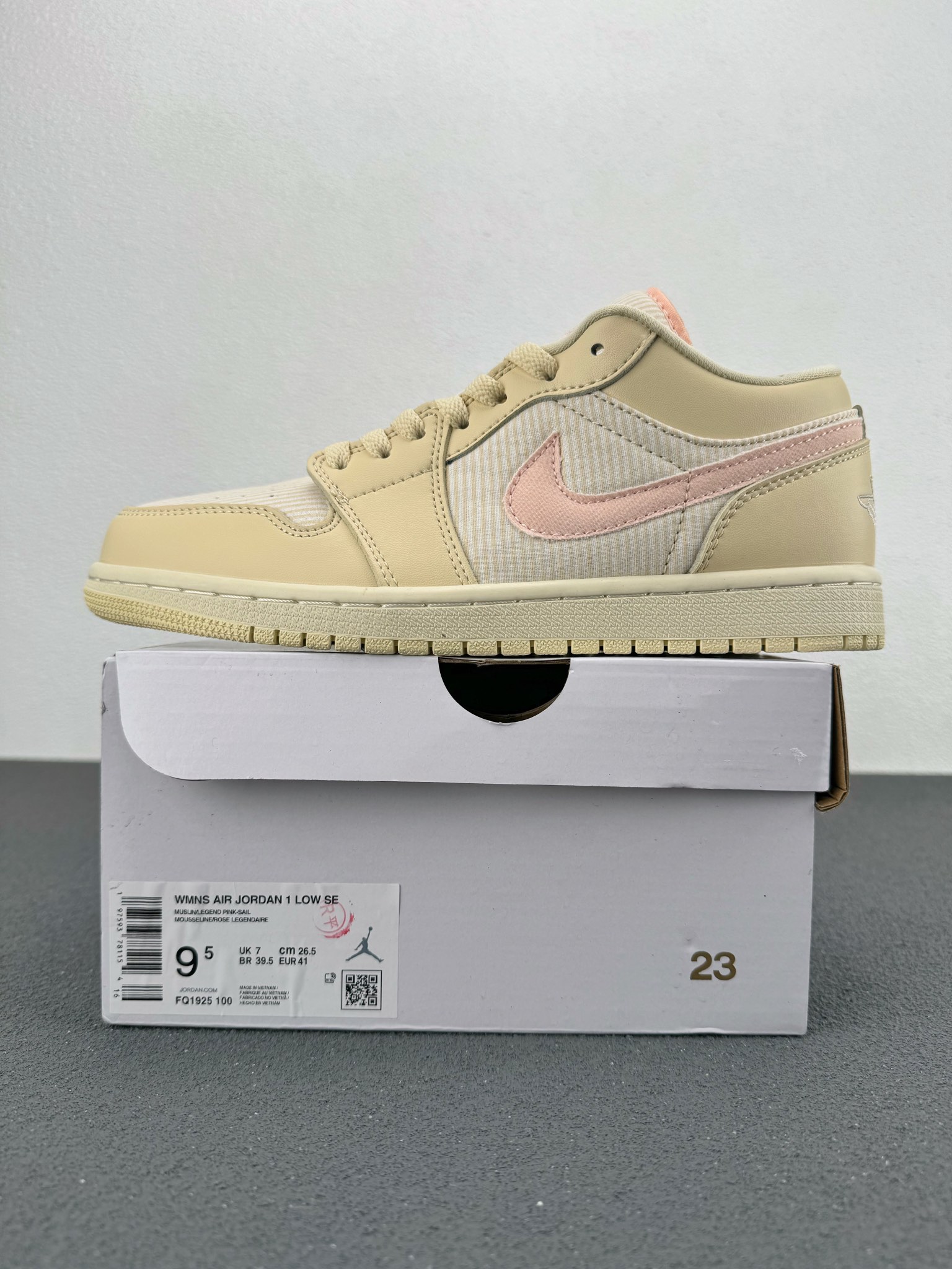 Air Jordan 1 Low SE