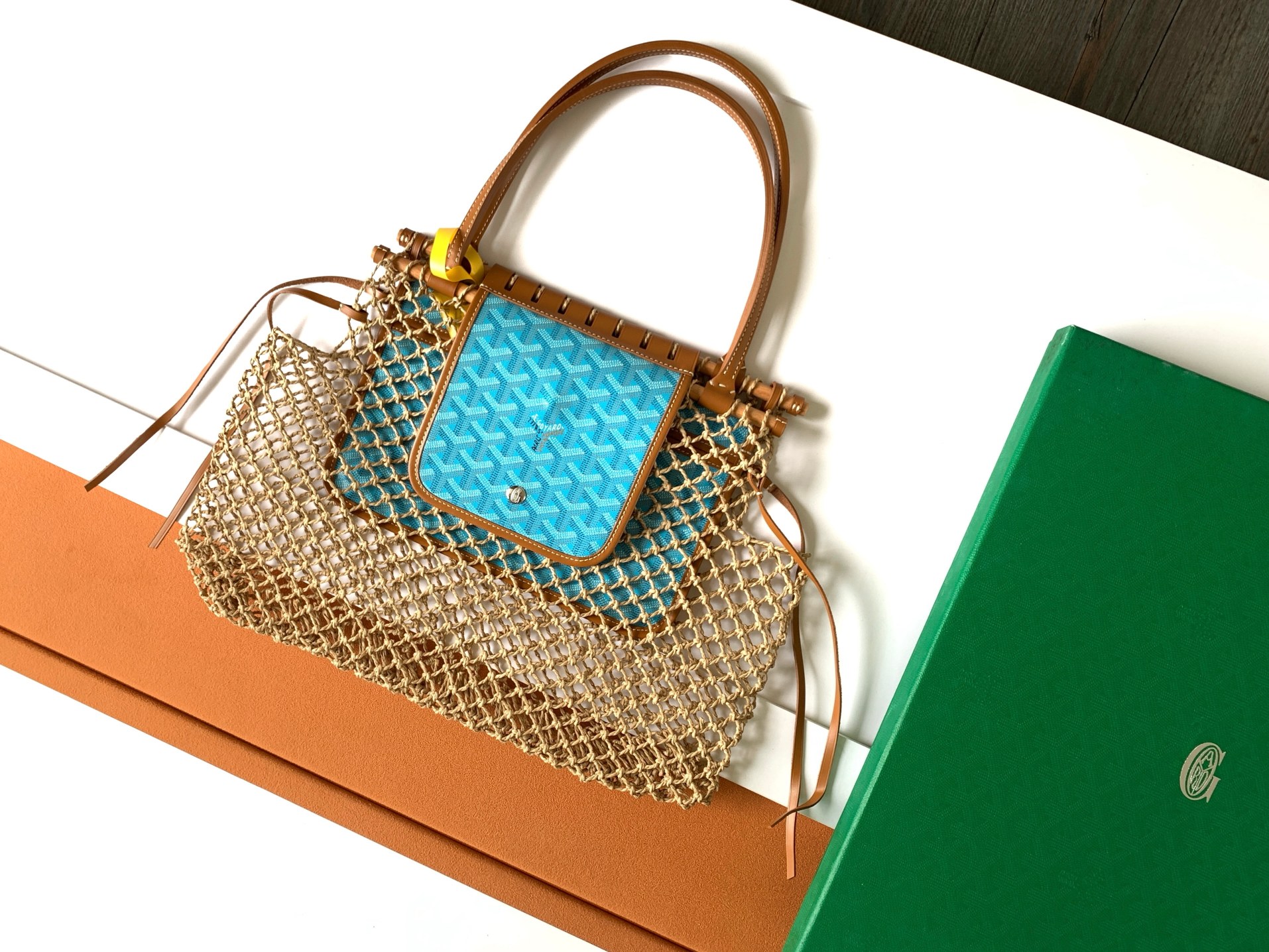 G09ard Aligre Bag